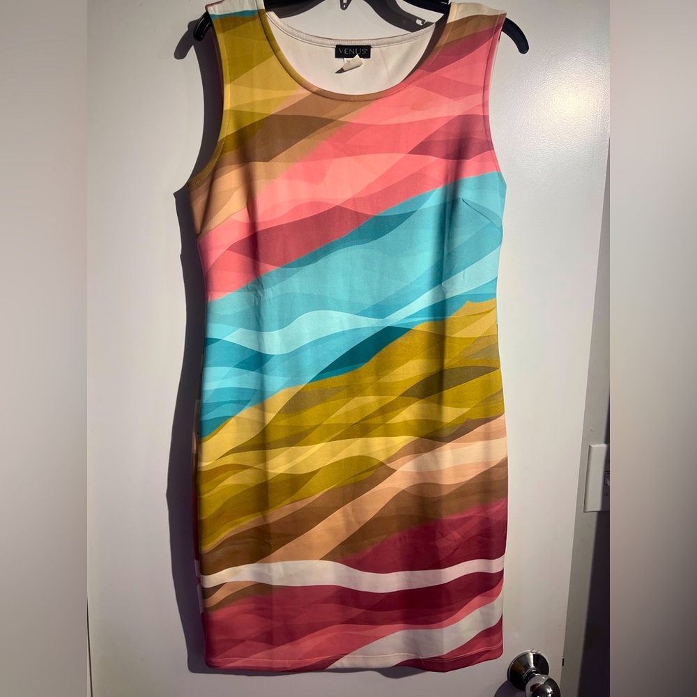 VENUS Multicolor Wave Pattern Mini body con  Dress
